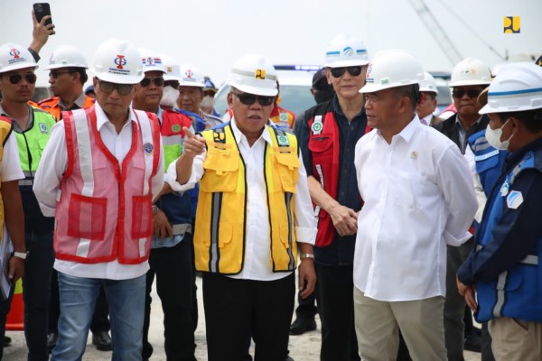 setelah-fungsional-di-lebaran-2023-menteri-basuki-targetkan-tol-cisumdawu-operasi-penuh-di-akhir-mei-2023-WhatsApp Image 2023-04-10 at 9.01.48 AM